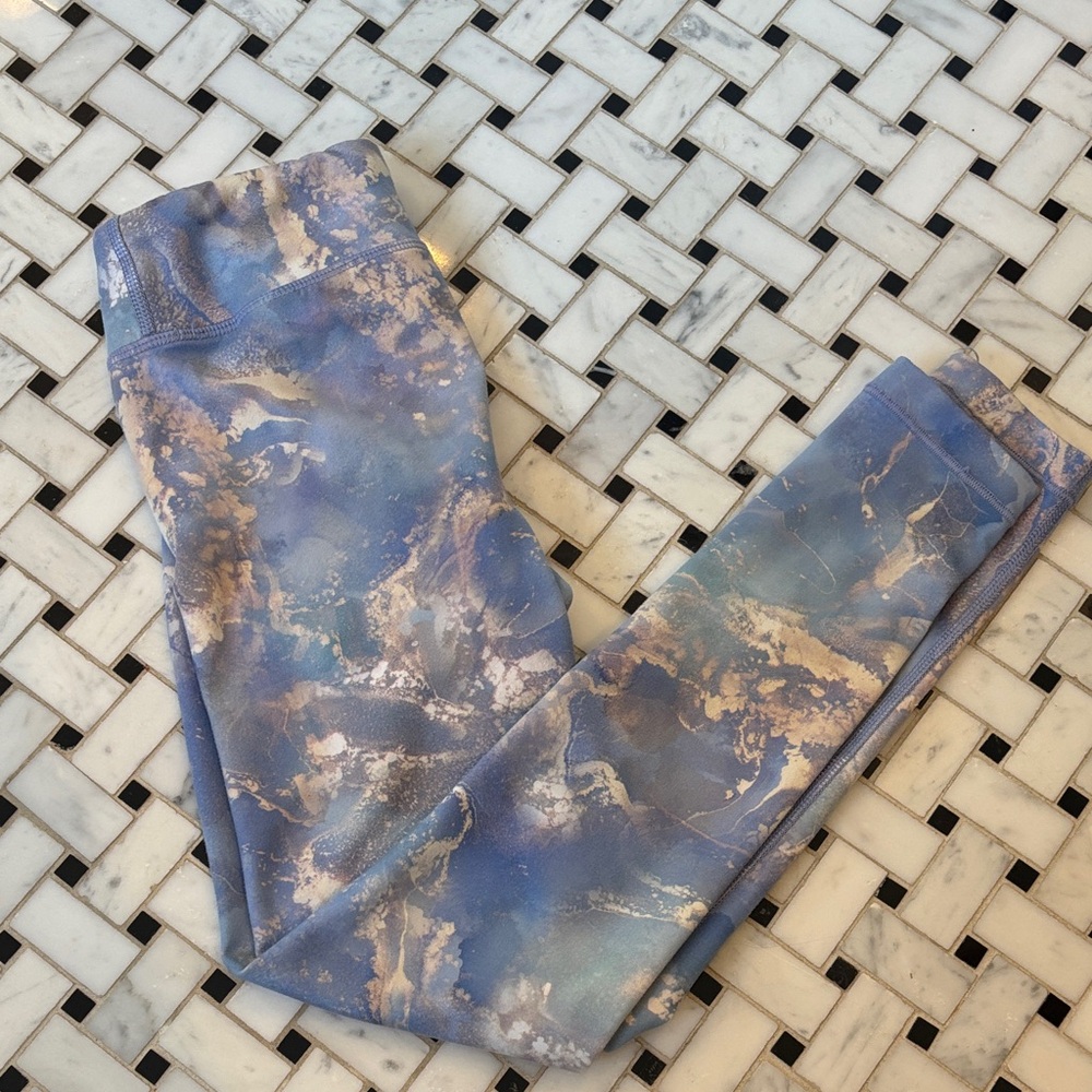 Athleta Kids Leggings in Blue and Cream Swirl